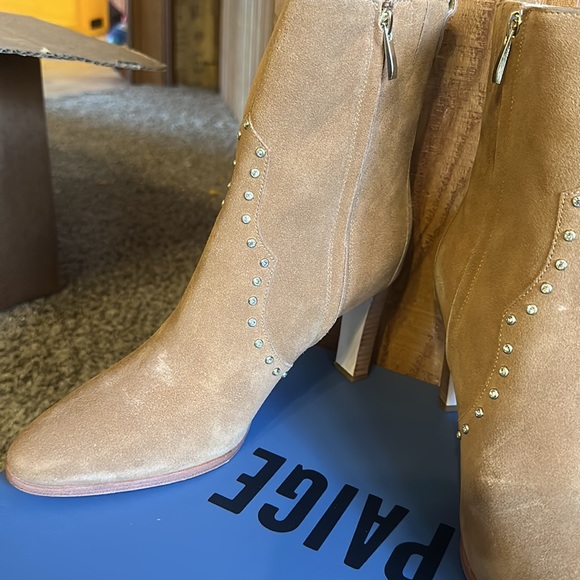 *FINAL* PAIGE Casey Pointed Toe Bootie: COGNAC SUEDE: NIB: SZ 10.5 - Picture 4 of 7